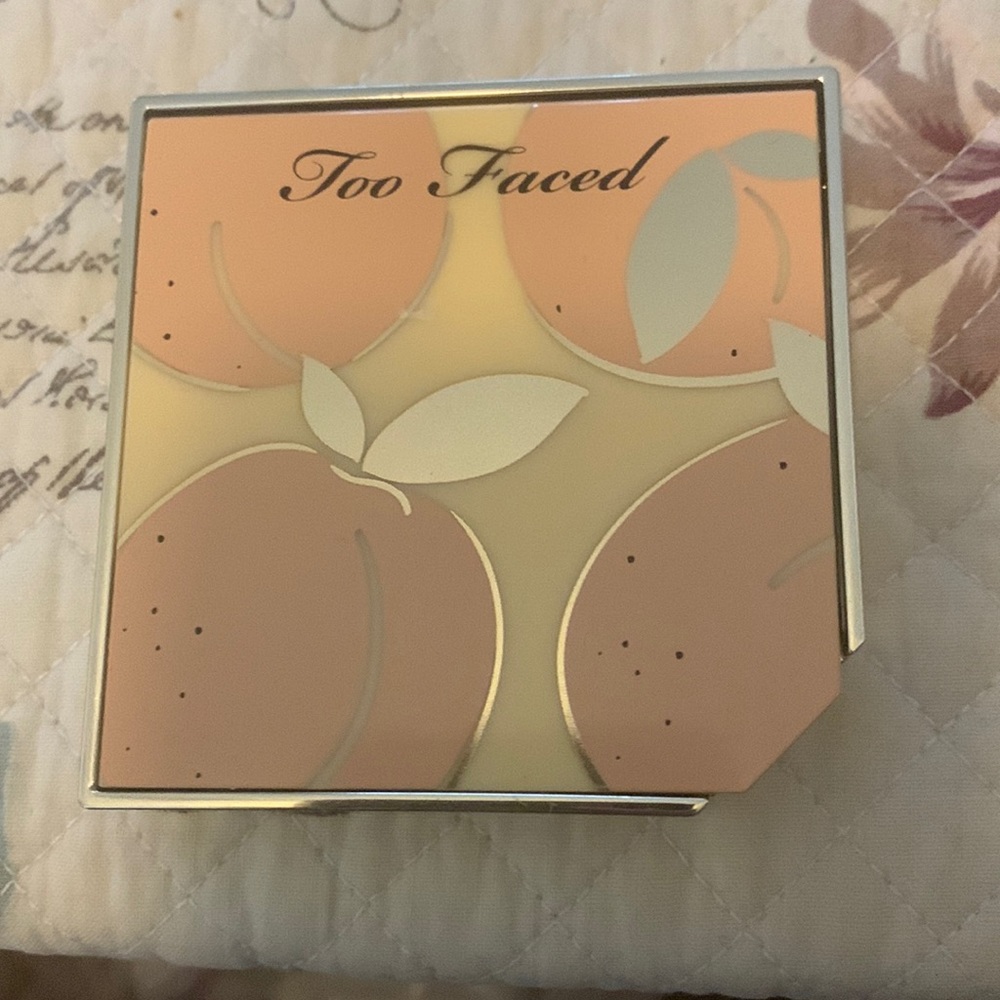 Too Faced Apricot in the Act blush duo